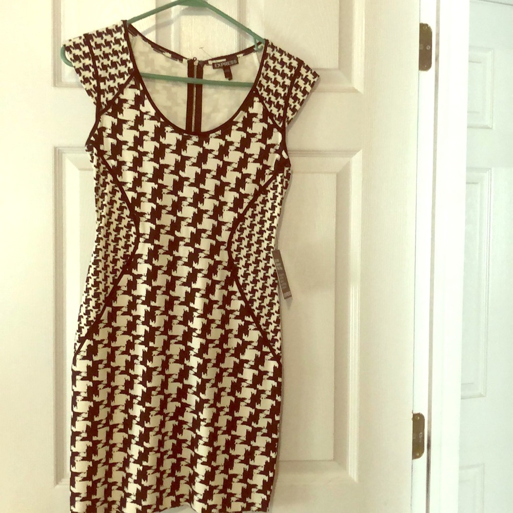 Express Body con dress
